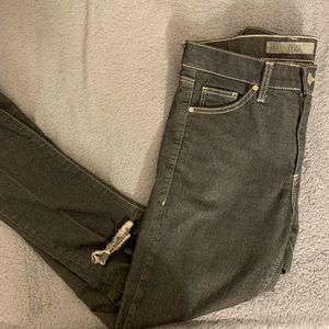 🌷 3/$18 Topshop moto leigh jeans